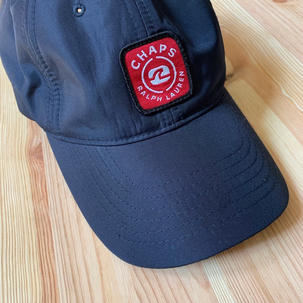 Chaps Ralph Lauren baseball hat.